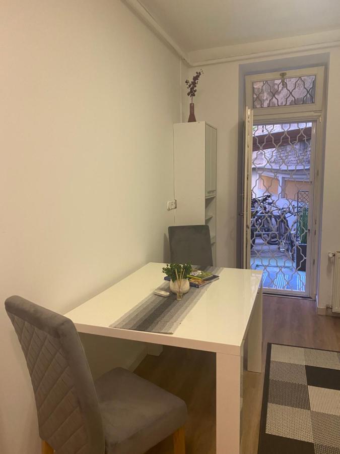 Tatra Apartment By The Danube Fully Accessible Budapeste Exterior foto