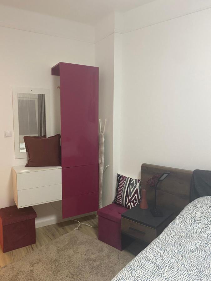 Tatra Apartment By The Danube Fully Accessible Budapeste Exterior foto